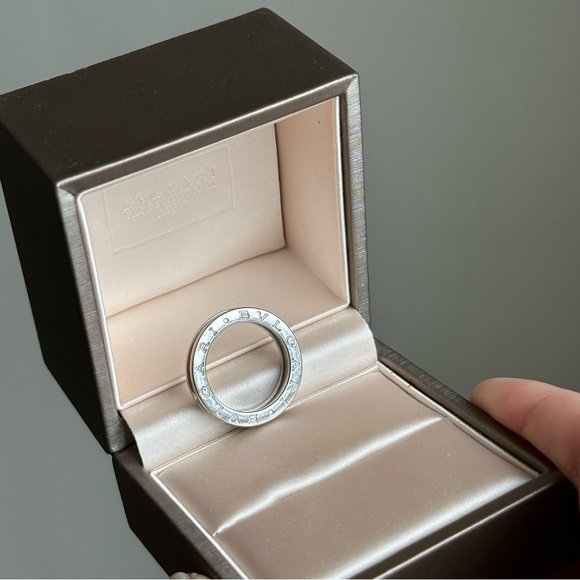 Bvlgari White Gold B.zero Ring with box - Picture 4 of 8